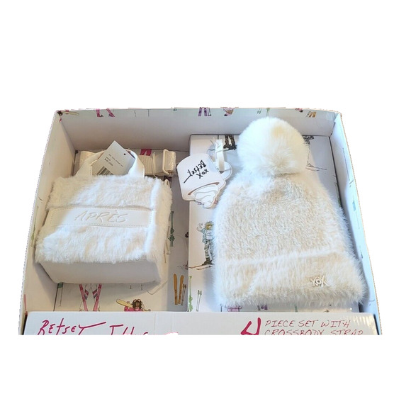 NEW Betsey Johnson Gift Boxed 4 Pc Set Apres Hat, Handbag, strap, keychain - Picture 1 of 8